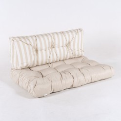 Assento e encosto em baunilha almofadas com listras em baunilha