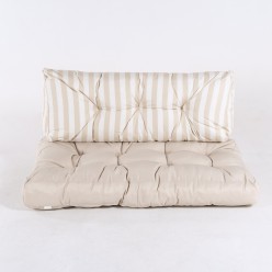 Assento e encosto em baunilha almofadas com listras em baunilha 2