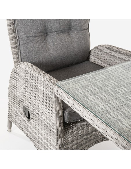 Conjunto de jardim. Tabela 120 cm e 2 poltronas reclinaveis sao