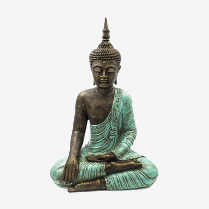 Bouddha thaïlandais en vêtements verts