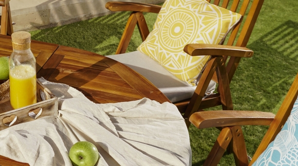 Muebles de teca. Ideas para el nuevo mobiliario de tu jardín